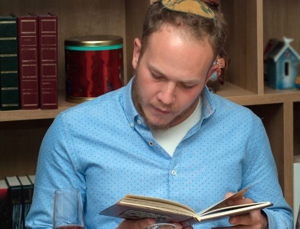 Reading the Haggadah