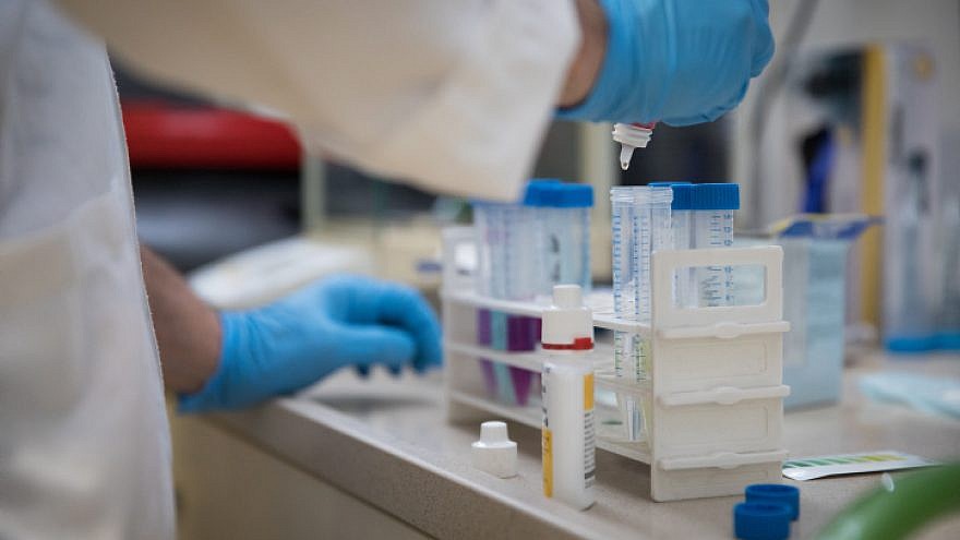 A researcher at the Technion Israel Institute of Technology in Haifa (Hadas Parush/Flash90)