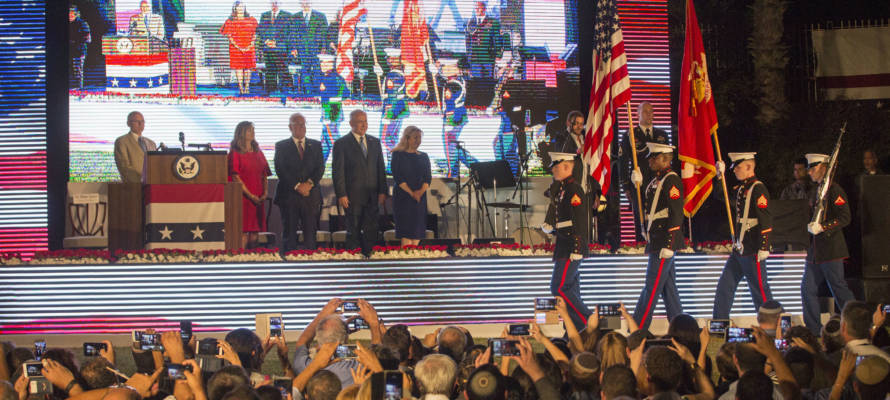 U.S. Ambassador to Israel David Friedman and Israeli Prime Minister Benjamin Netanyahu celebrate U.S. Independence Day. (Heidi Levine, Pool via AP).