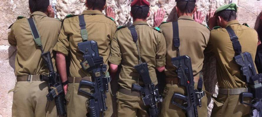 Israel Defense Forces - IDF Soldiers at the Western Wall (Flickr)