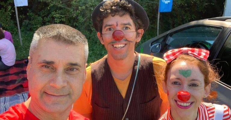 Medical clowns