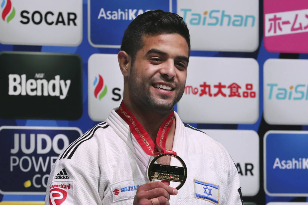 Gold medalist Sagi Muki of Israel poses for a photo during the award ceremony of the men's -81 kilogram class of the World Judo Championships in Tokyo, Wednesday, Aug. 28, 2019.