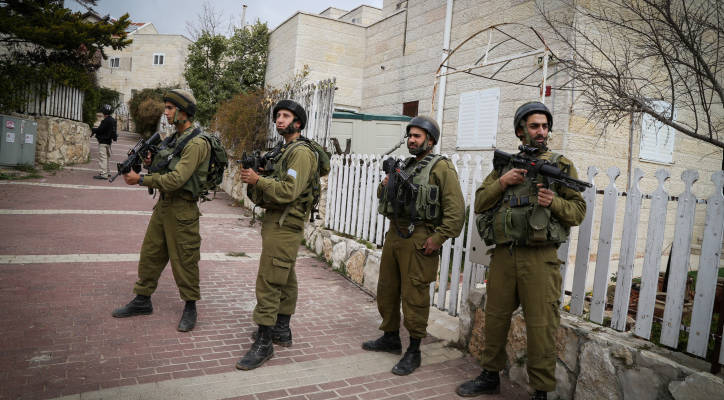 Israeli reserve soldiers