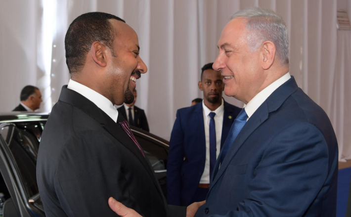 PM Netanyahu and Ethiopian PM Abiy Ahmed (Amos Ben-Gershom/GPO)