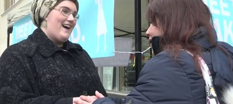Jew in the City pop-up booth (Screenshot)