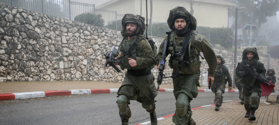 Israeli soldiers from the Golani brigade