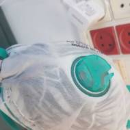 Reusable face mask