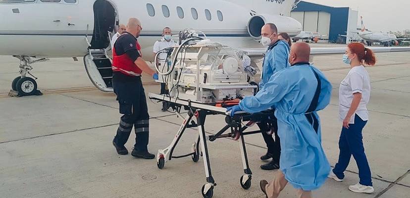 Israel medical aid Syrian baby