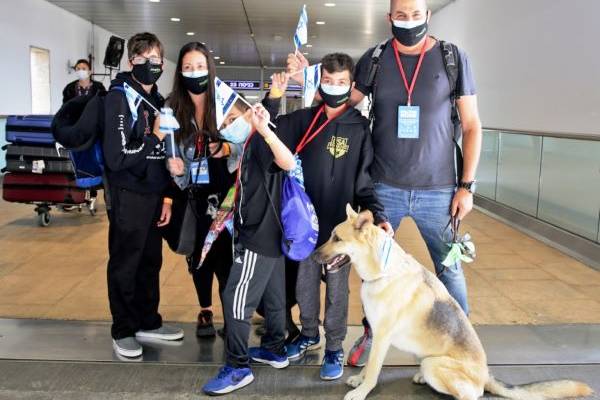 Family immigrates to Israel