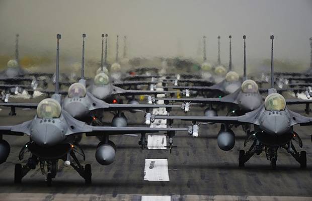 F16s