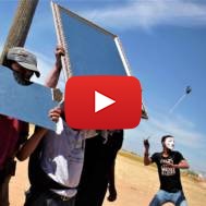 Palestinians mirror