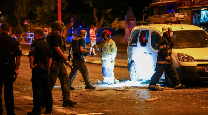 Scene of rocket explosion in Ashdod