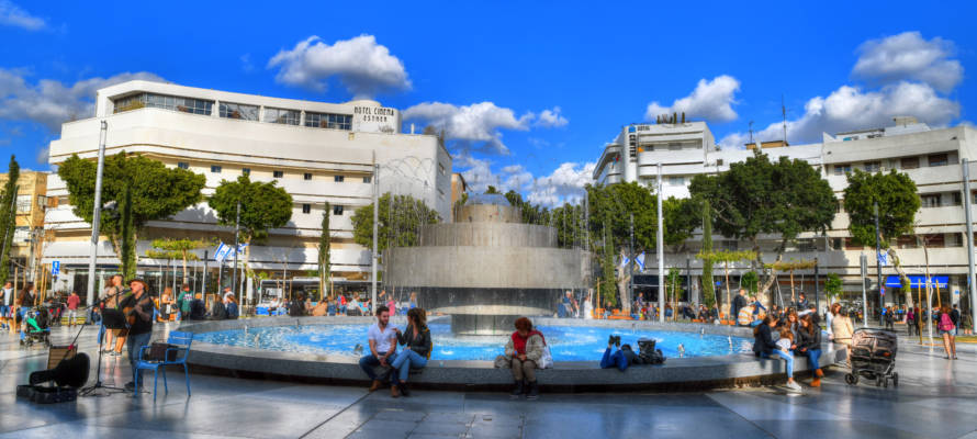 Dizengoff Square