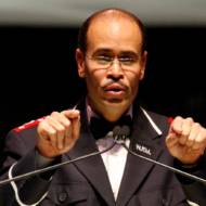 Louis Farrakhan, Ishmael Muhammad