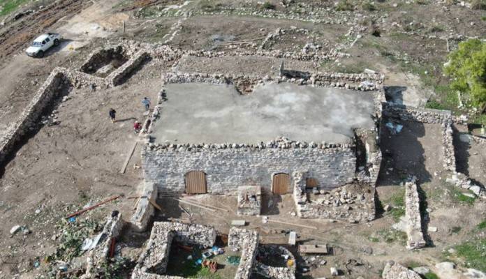 Arab squatters archaeological site
