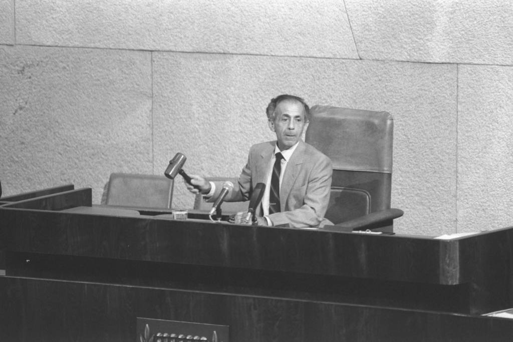 SHLOMO HILLEL