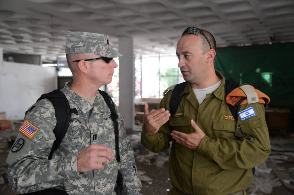 HOME FRONT COMMAND DRILL IN HOLON