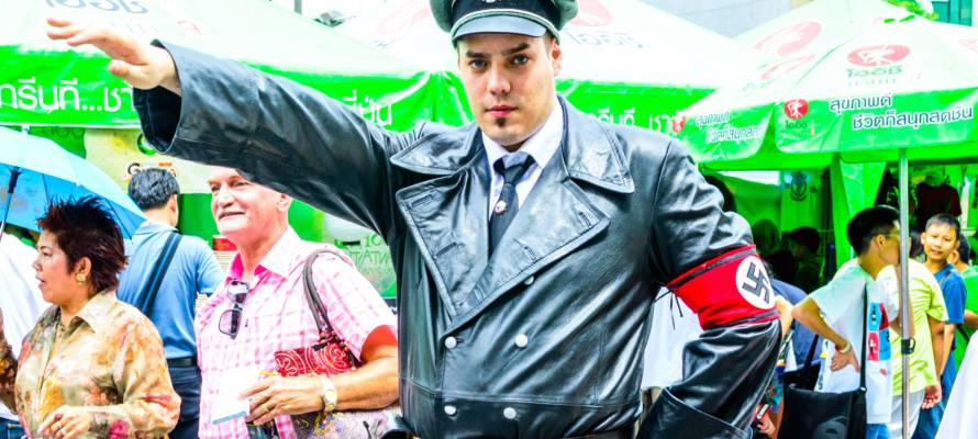 Nazi salute