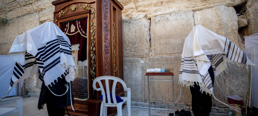 Priestly blessing at the Western Wall