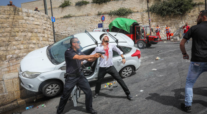 Jerusalem lynch mob rescue