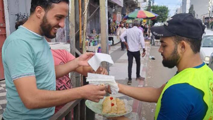 Palestinians celebrate terror escape