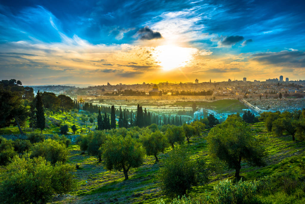 Beautiful,Sunset,Clouds,Over,The,Old,City,Jerusalem,With,Dome
