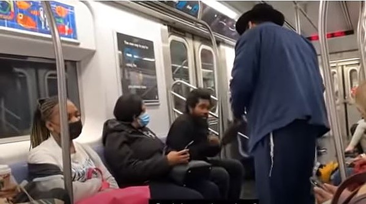 chabad rabbi gives shoes to homeless man