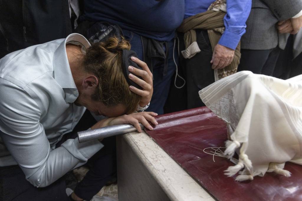 funeral eli kay