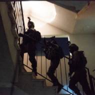 Soldiers participating in terror bust