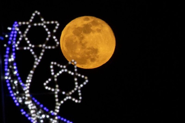 super moon