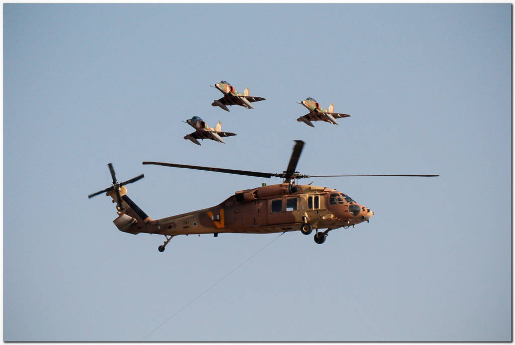 Black Hawk Helicopter
