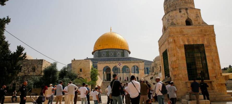 Jews on Temple Mount