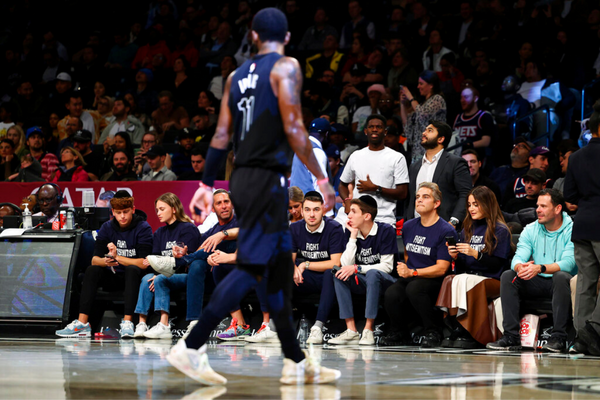 Kyrie Irving, antisemitism