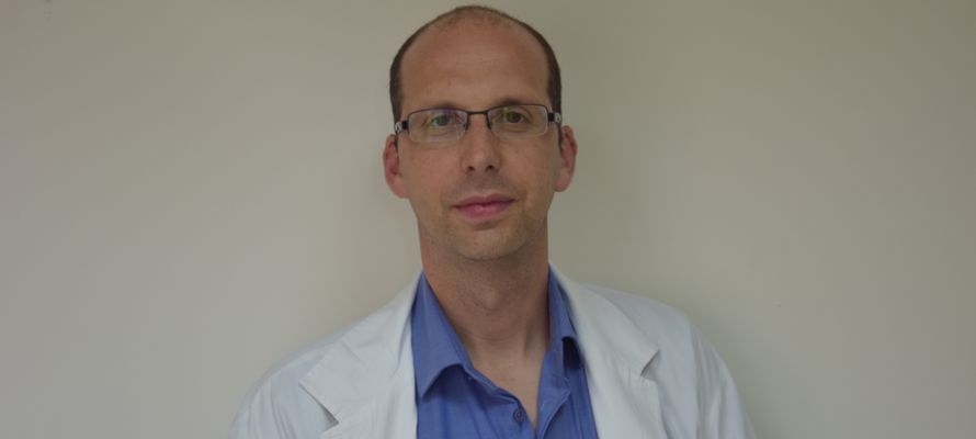 Dr. Roni Eichel