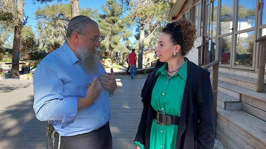 Gush Etzion Regional Council head Shlomo Ne'eman speaks with Environmental Protection Minister Idit Silman