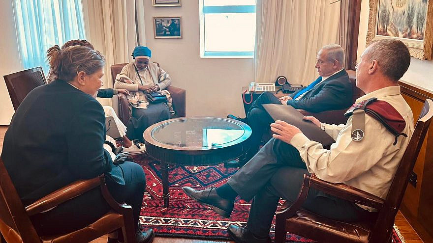 Prime Minister Benjamin Netanyahu meets with Agurnesh Mengistu, the mother of Hamas captive Avera Mengistu, Jan. 30, 2023