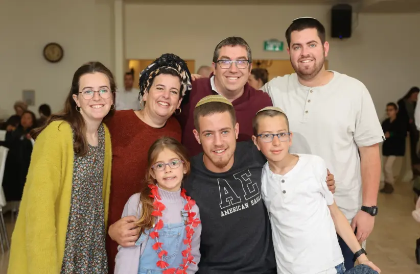 Yaniv family