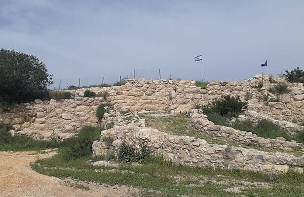 Tel Yarmut
