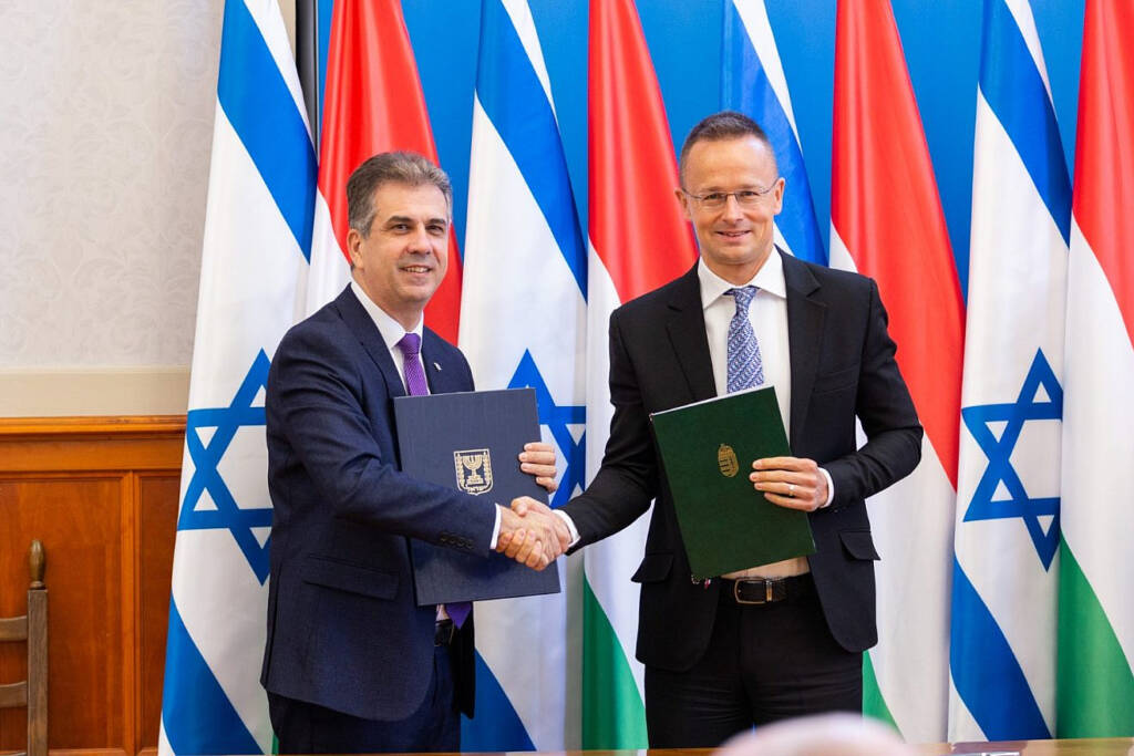 Eli Cohen with Hungarian Foreign Minister