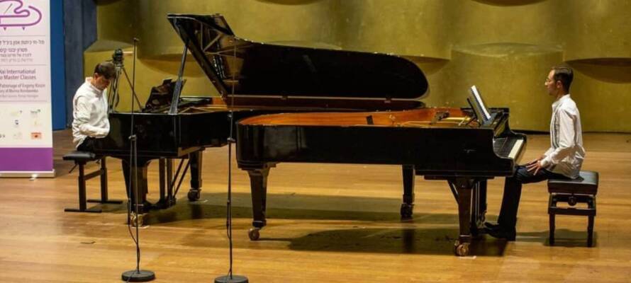 Pianists