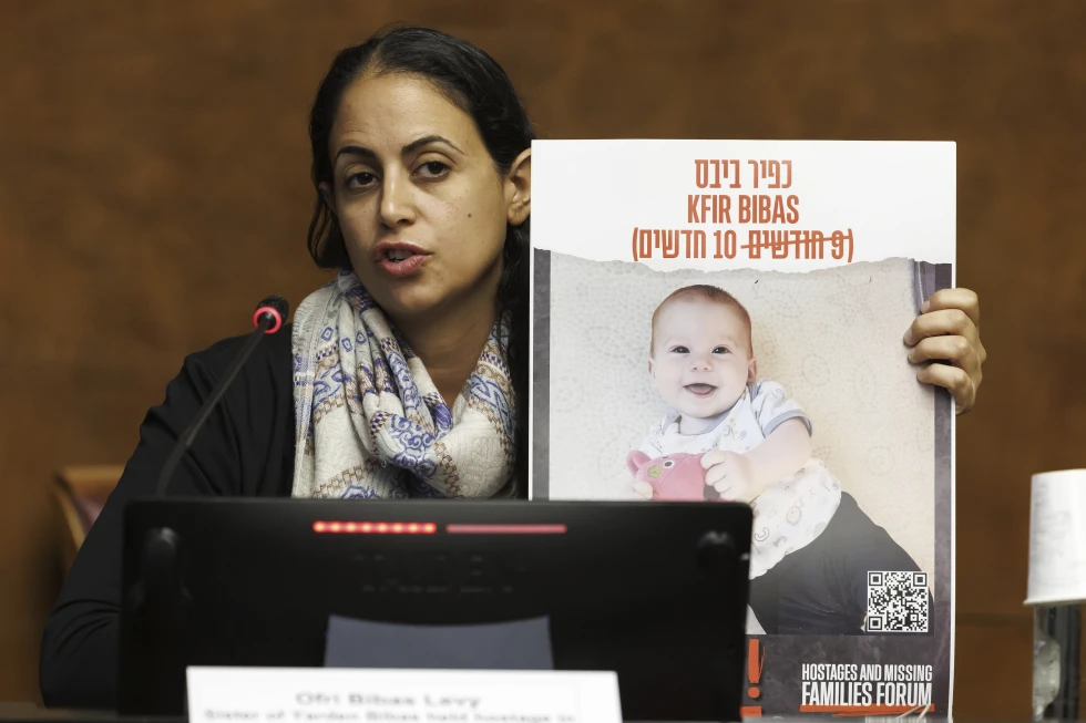 bibas baby hostagea