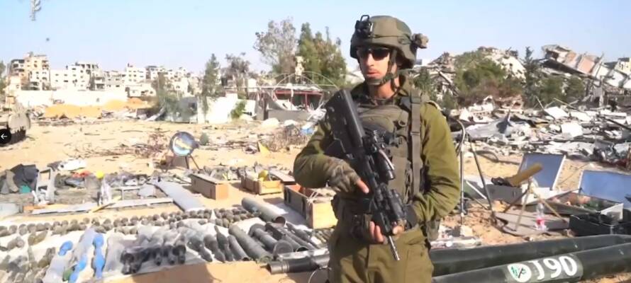 IDF finds Hamas weapons cache