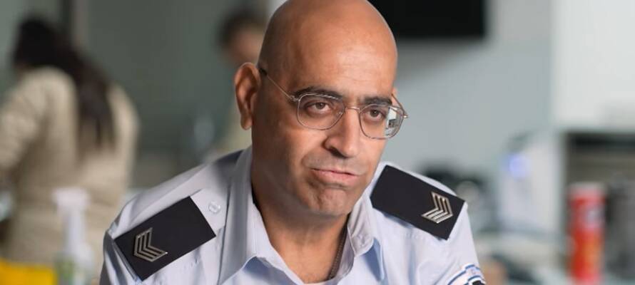 yair avinoam