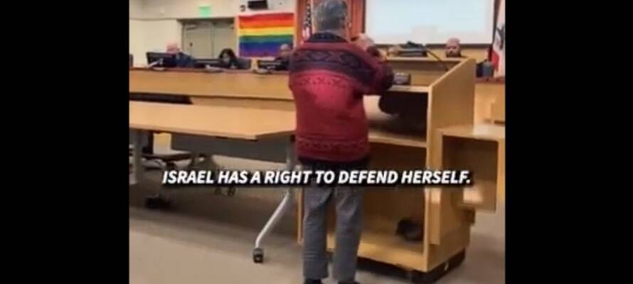 holocaust survivor heckled