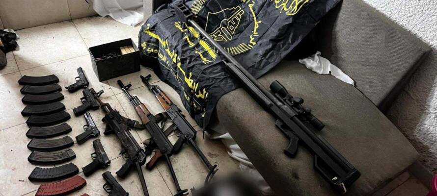 weapons at shifa maternity ward