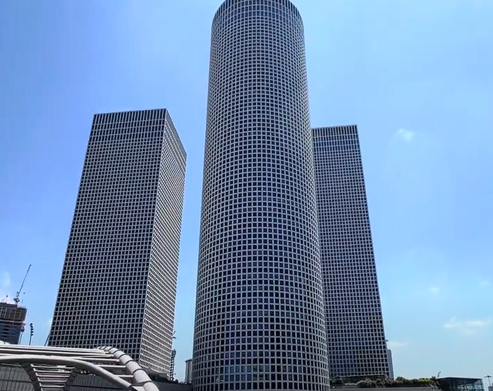 Azrieli Mall Tel Aviv (YouTube screenshot)