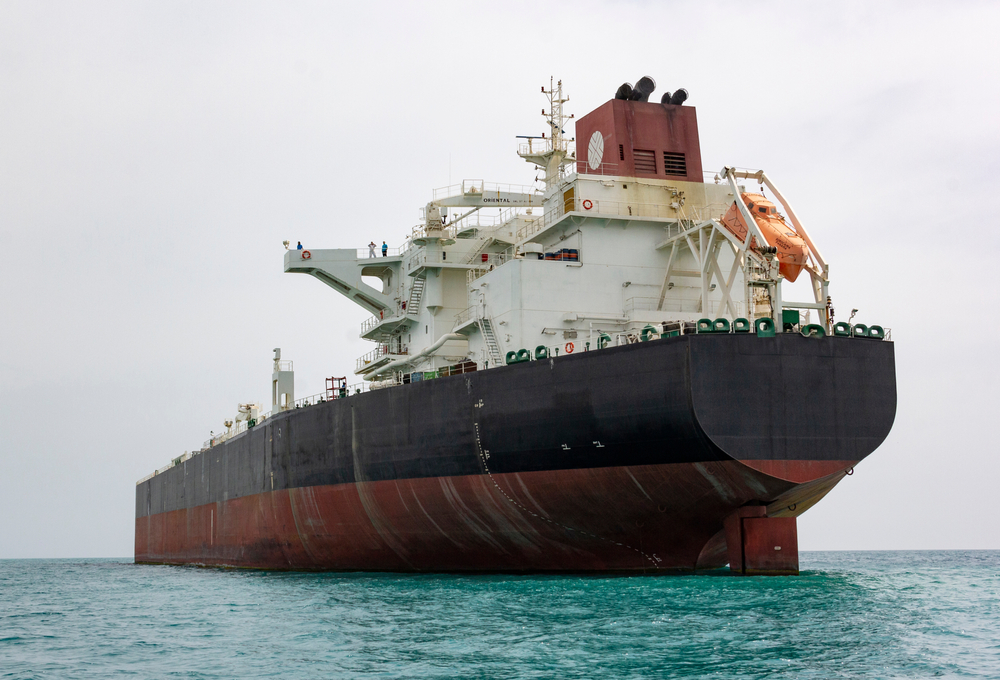 Oil tanker
