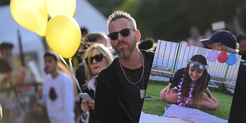 captives welcomed home