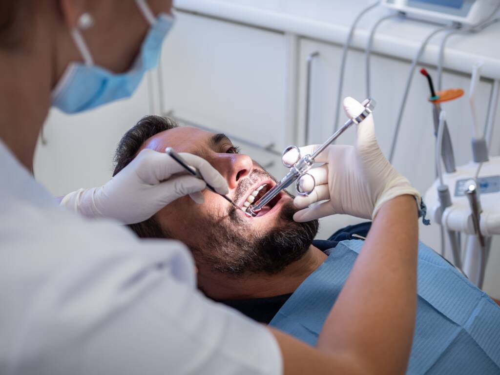 Dentist