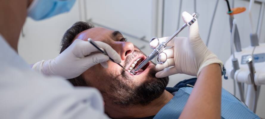 Dentist
